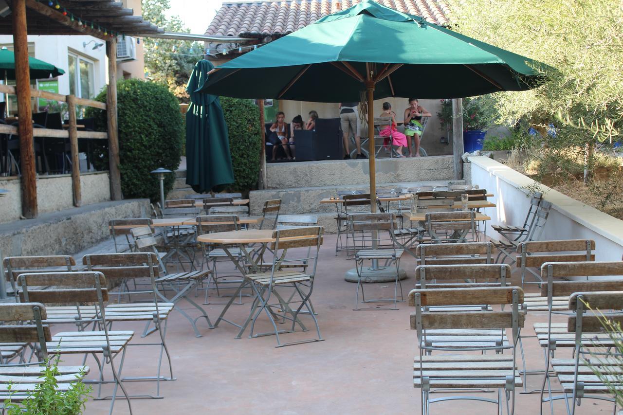 Camping Forcalquier Les Routes De Provence Hotell Eksteriør bilde