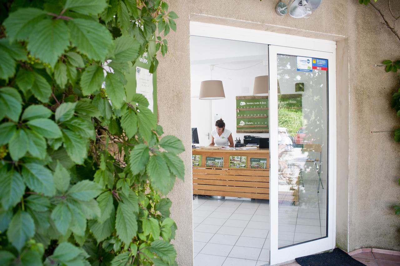 Camping Forcalquier Les Routes De Provence Hotell Eksteriør bilde