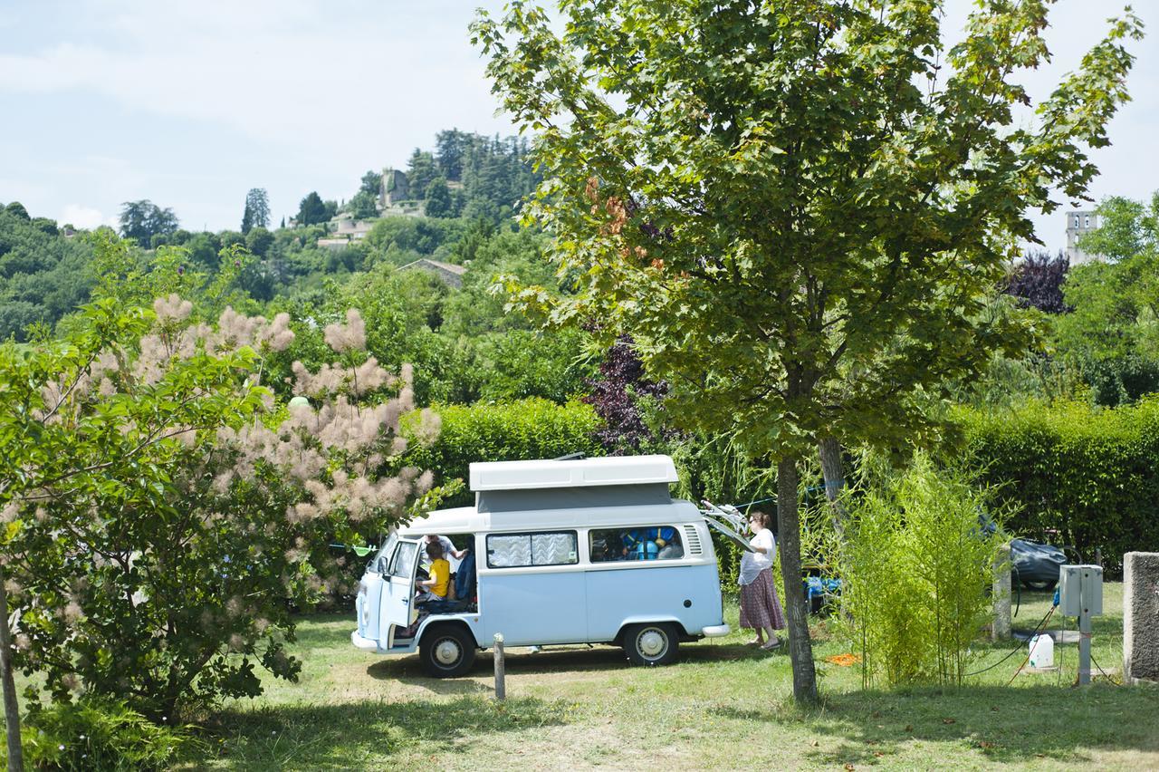 Camping Forcalquier Les Routes De Provence Hotell Eksteriør bilde