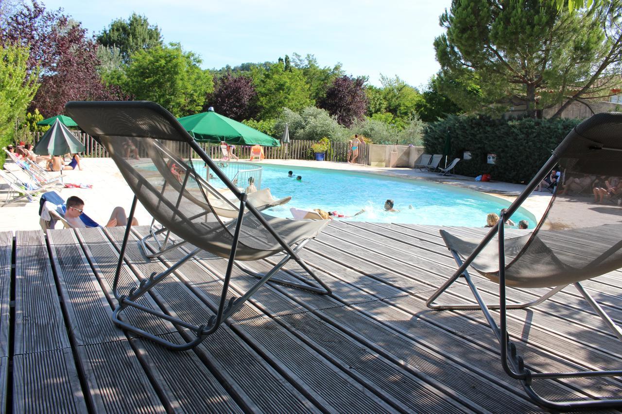 Camping Forcalquier Les Routes De Provence Hotell Eksteriør bilde